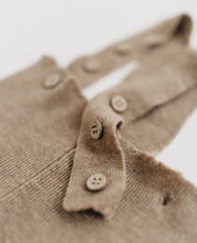 Mitwachsende Bio Merino Baby-Stricklatzhose in coffee