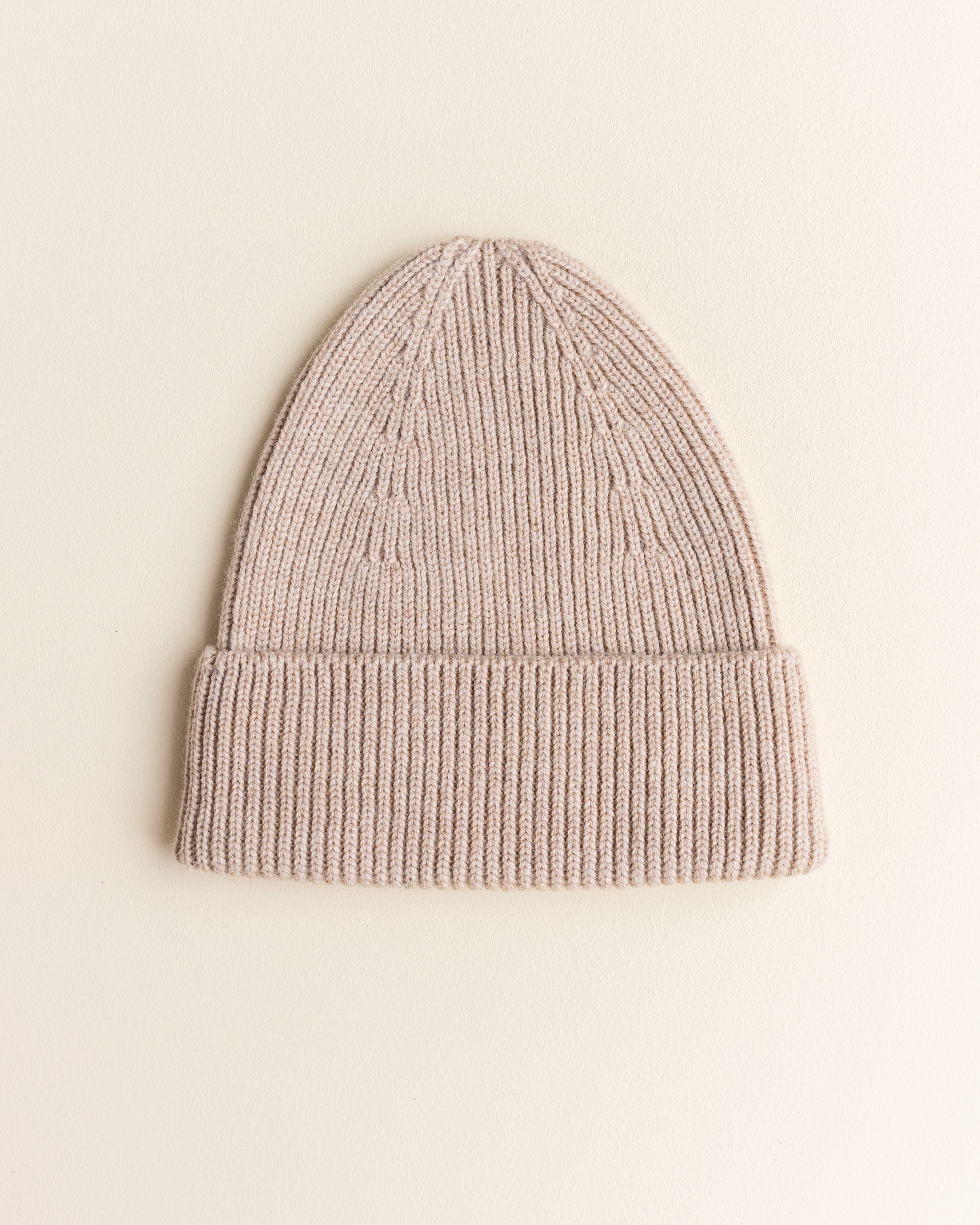 Hvid Merino Newborn Beanie Fonzie verschiedene Farben