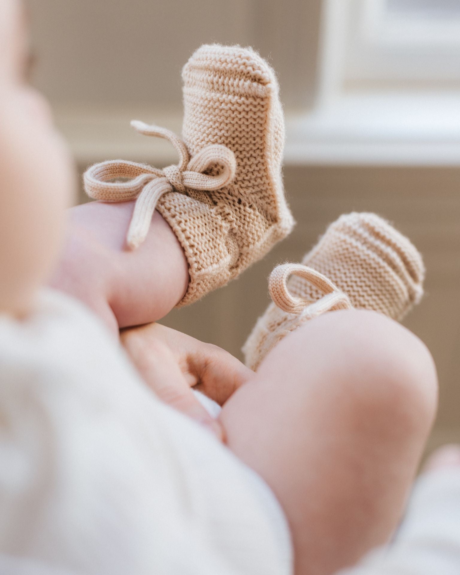 Hvid mitwachsende Merino Booties verschiedene Farben