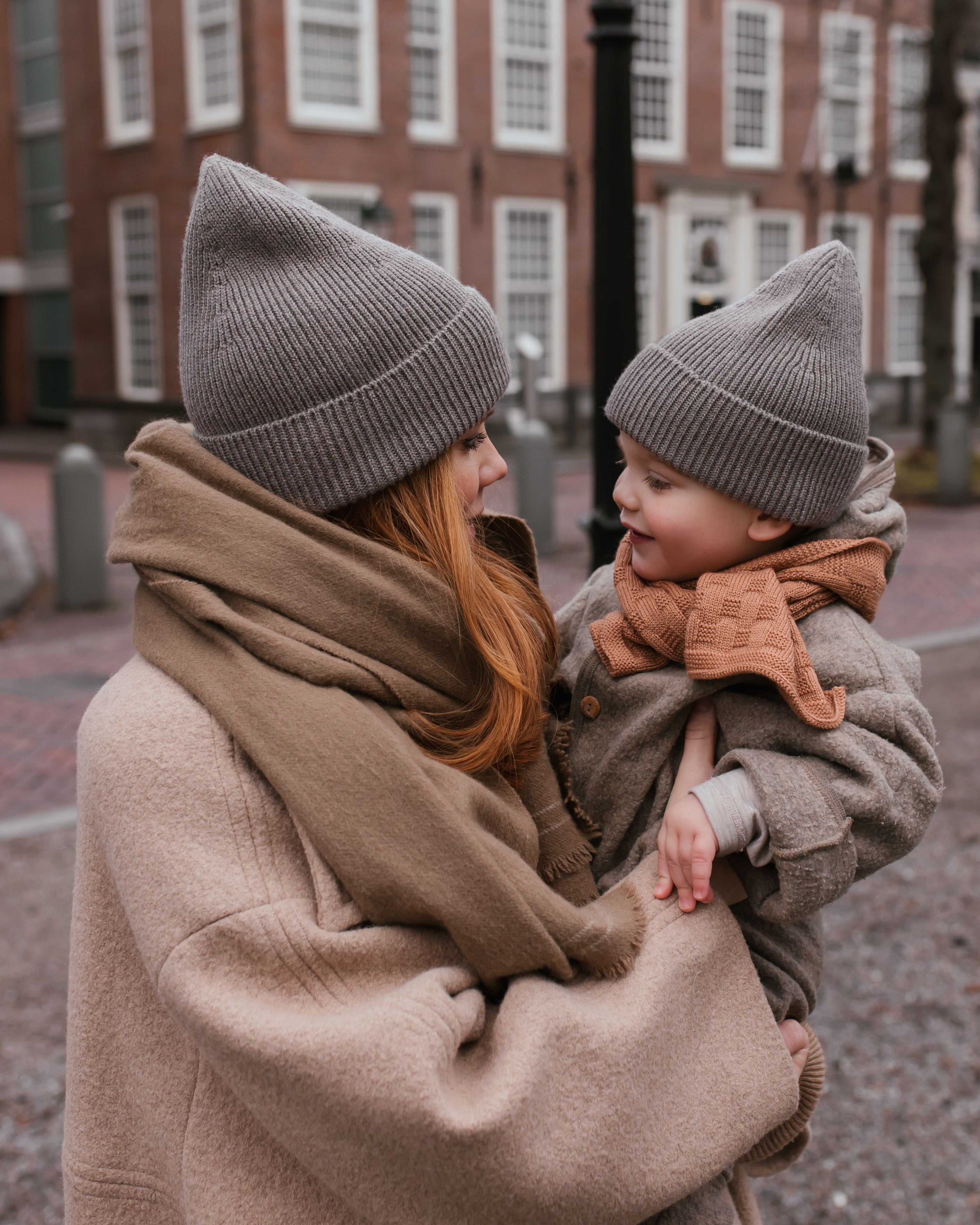 Hvid Merino Erwachsenen Beanie Fonzie verschiedene Farben