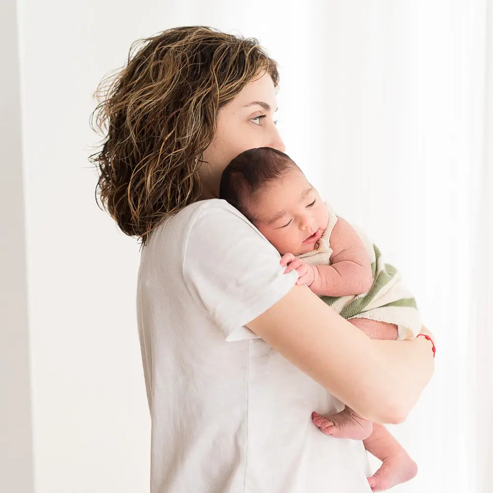Micu Micu Newborn Strickstrampler kurz in greeny ecru