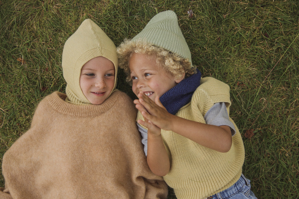 Hvid Merino Kids Beanie Fonzie verschiedene Farben