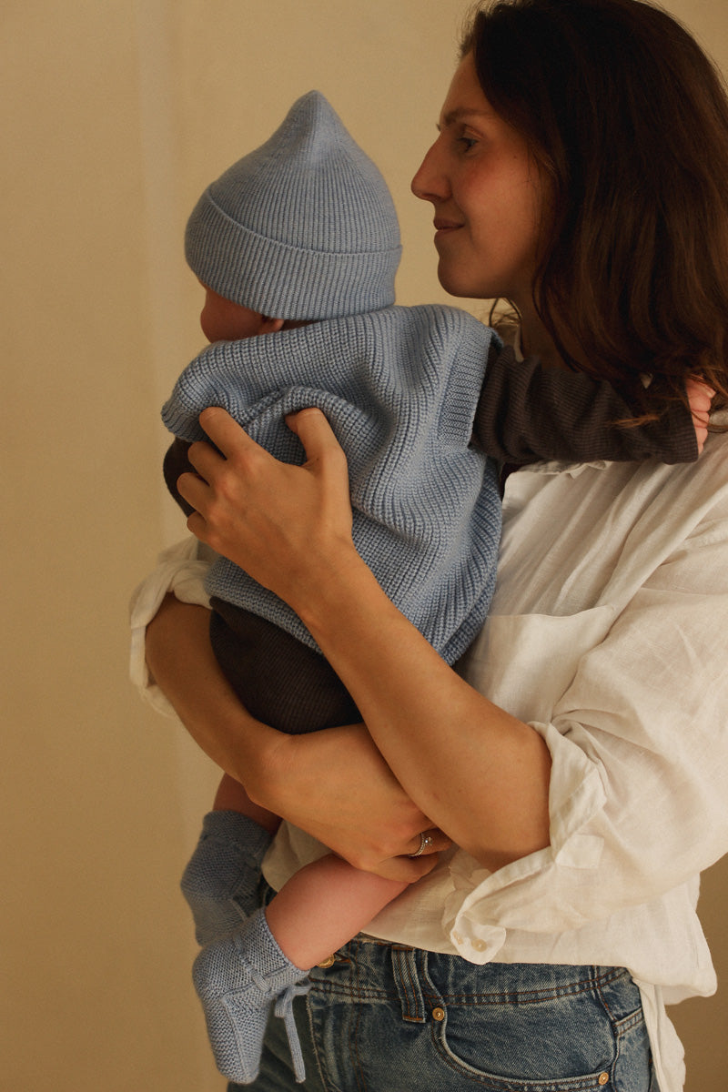 Hvid Merino Newborn Beanie Fonzie verschiedene Farben
