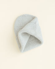 Hvid Merino Newborn Beanie Fonzie verschiedene Farben