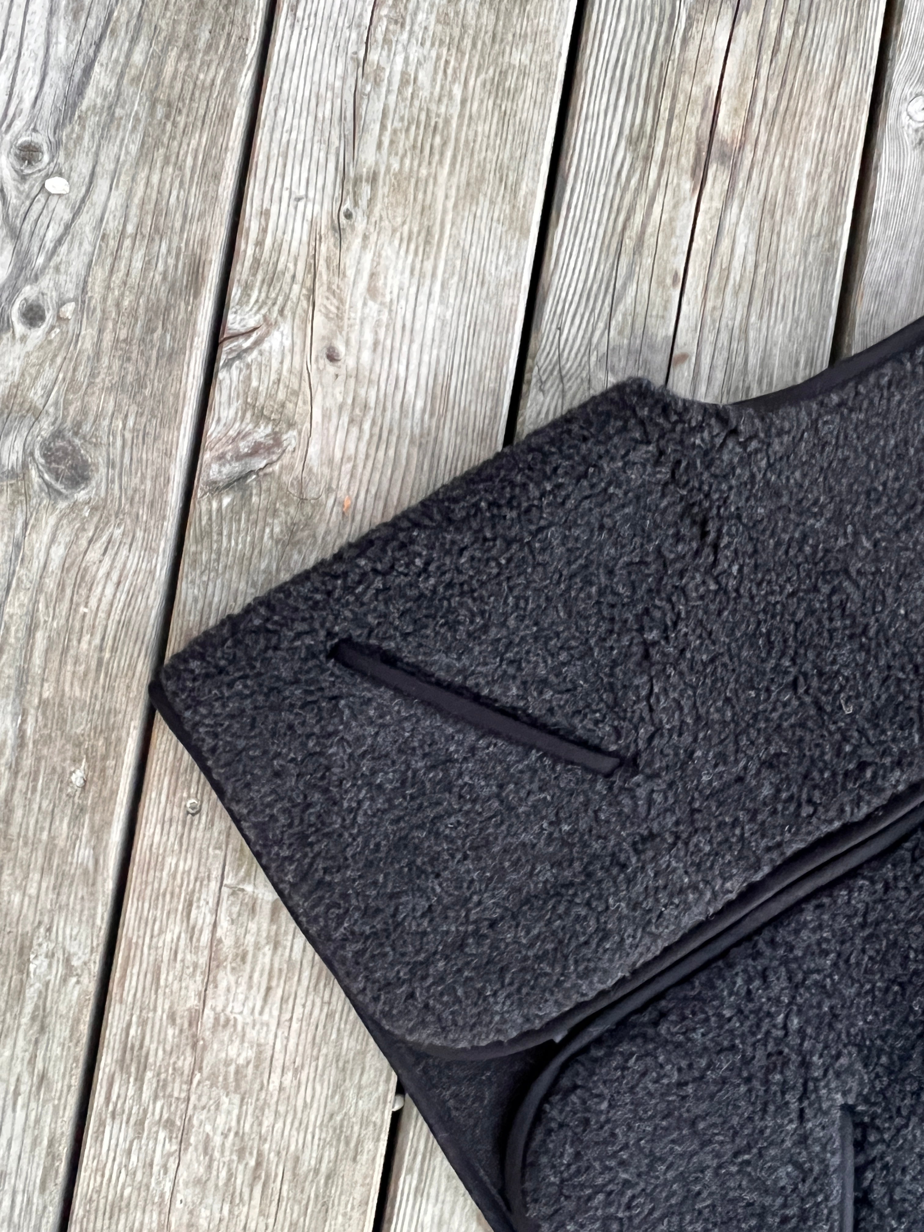 Alwero Erwachsenen Wollweste "Light POS" black