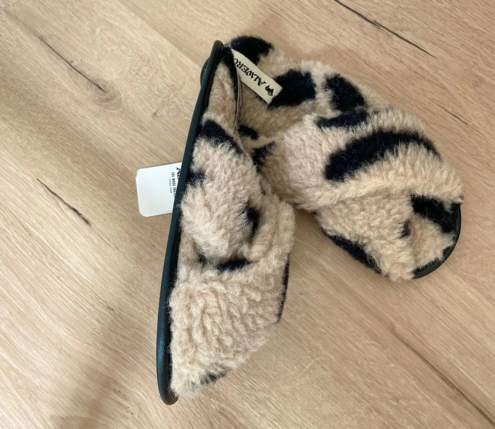 Alwero Bio Woll Hausschuhe "Flip-Flop" Twenn X in LEO Gepard