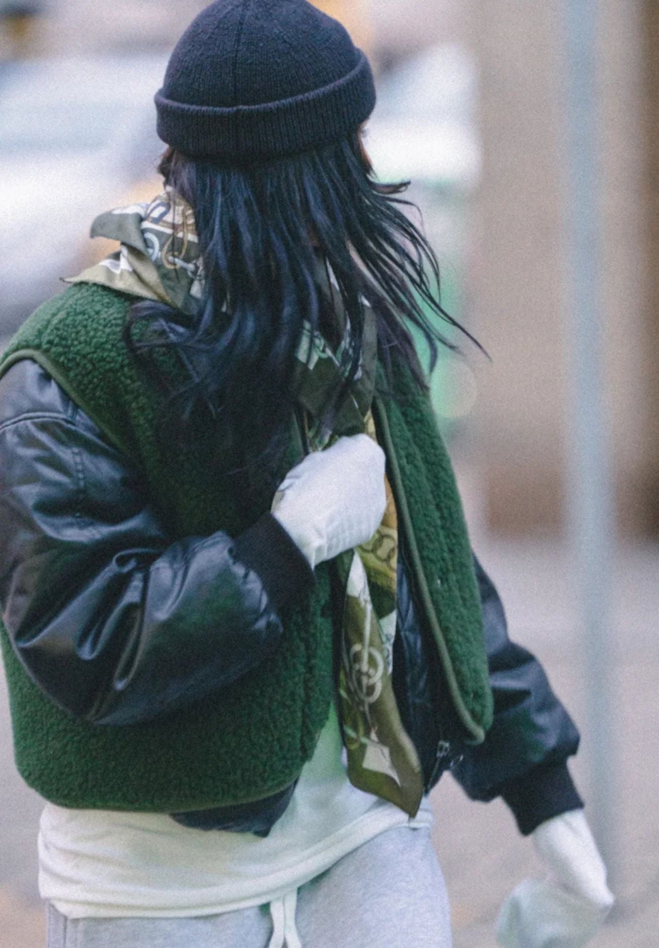 Alwero Erwachsenen Wollweste ultra light "TYB" dark green
