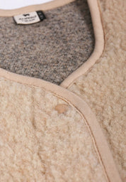 Alwero Kinder Bio Wollweste "Tyb junior" light in sand brown