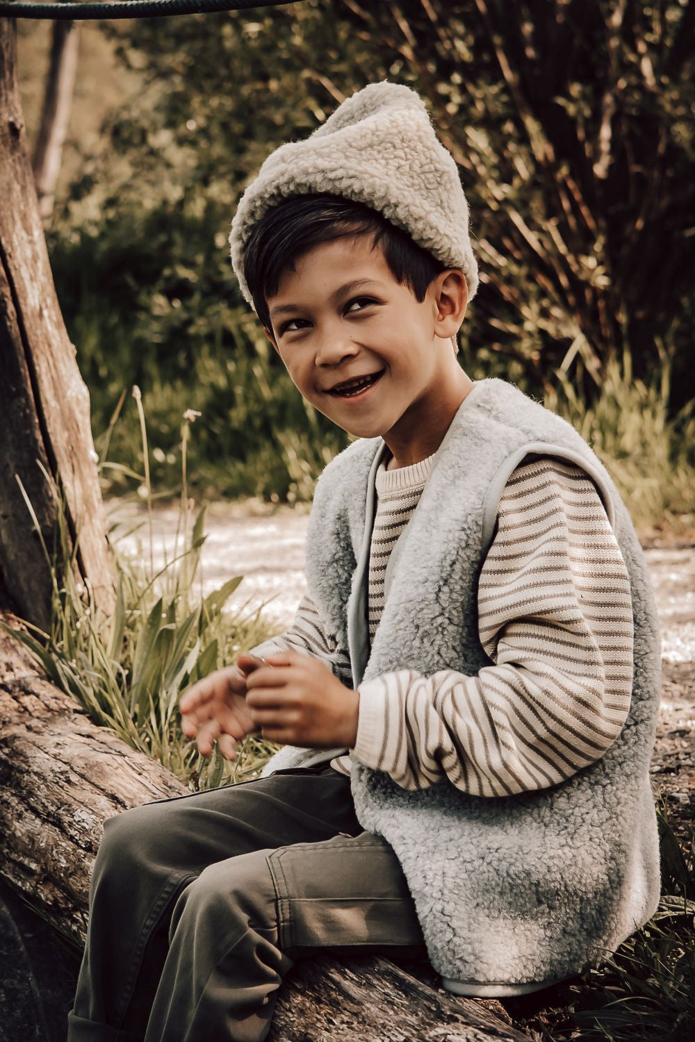 Alwero Kinder Bio Wollweste "Tyb junior" light in grau