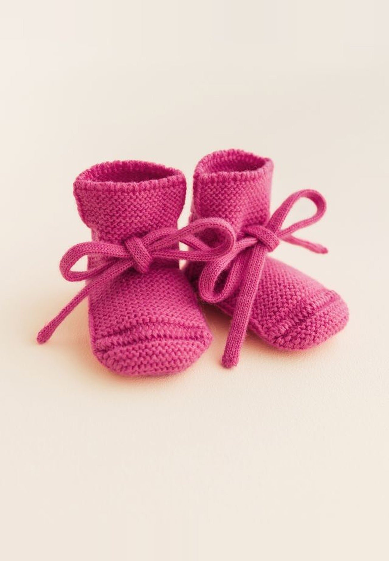 Hvid mitwachsende Merino Booties verschiedene Farben