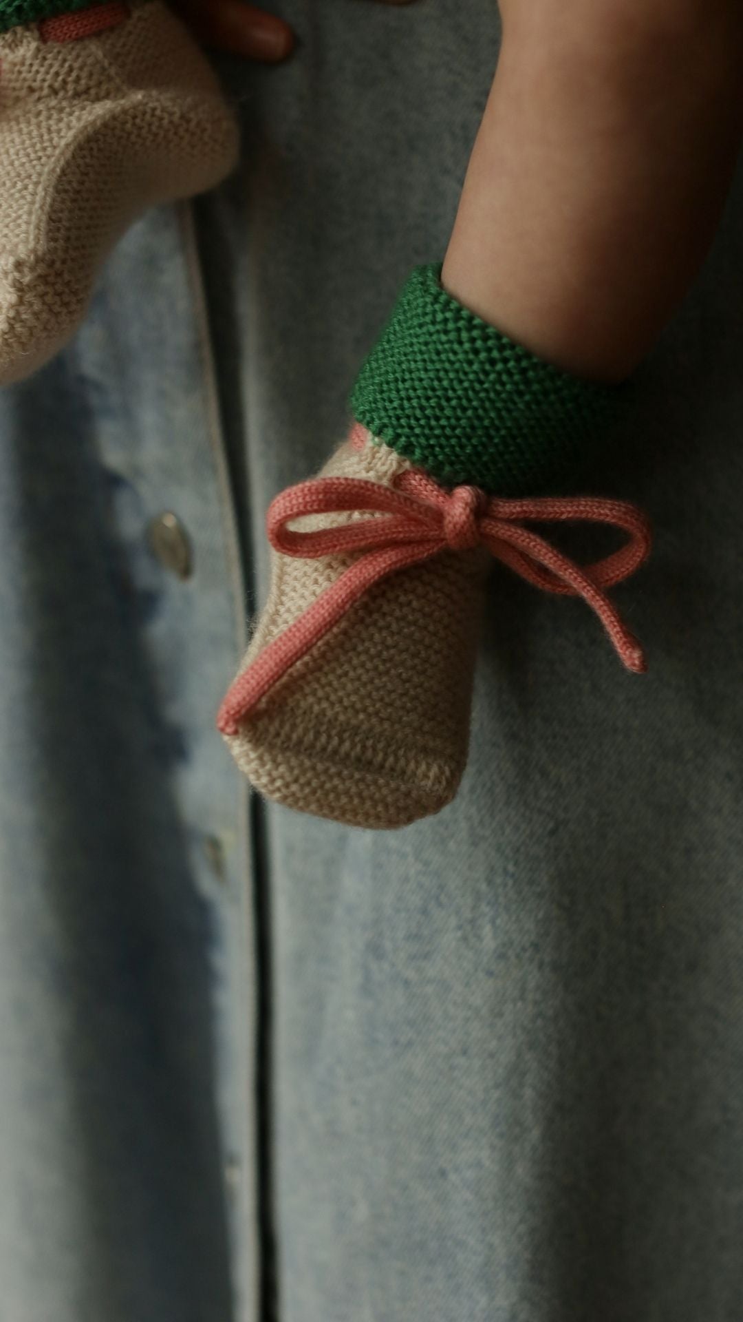 Hvid mitwachsende Merino Booties verschiedene Farben