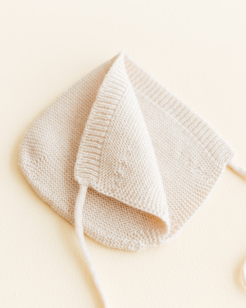 Hvid Merino Babymuetze Dolly verschiedene Farben