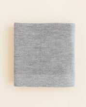 Hvid Merino Babydecke "Gust" in grau melange