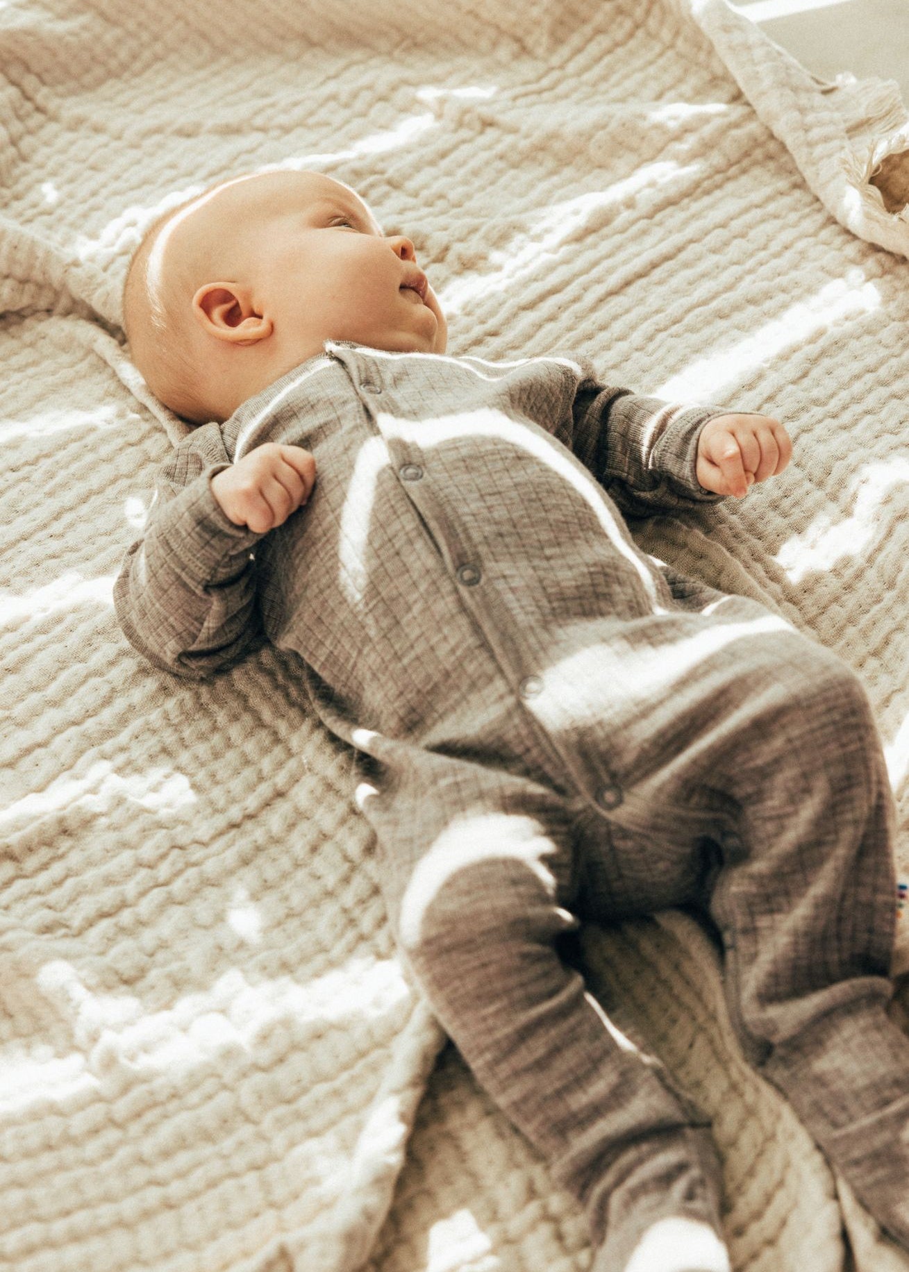 joha-sesam-wolleinteiler-pyjama_28b2024a-8301-410a-8d6a-88615cf030fd.jpg