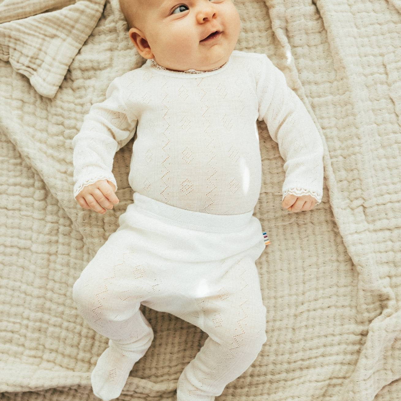 joha-wolleseide-babybody-pointelle-muster-ecru-11.jpg