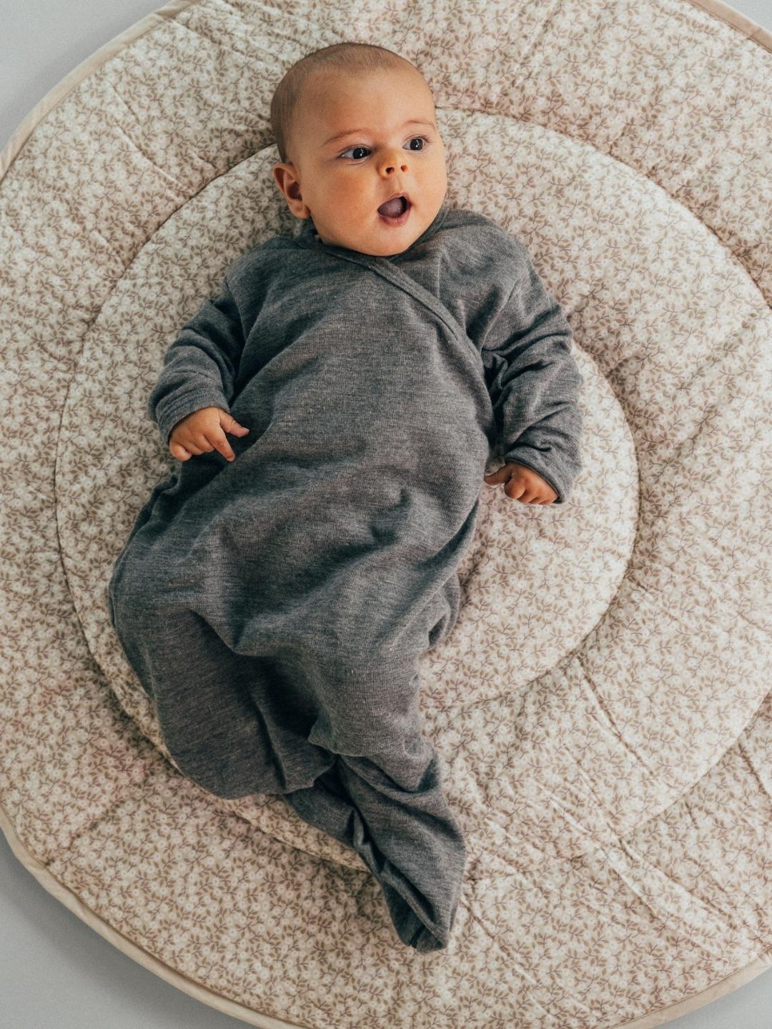 schurwolle schlafsack Lilano Baby Ganzjahres Schlafsack Wolle Seide grau – coucou natur