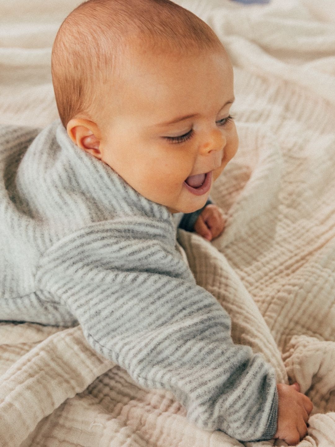 lilano-schurwollfrottee-babyschlafsack-wickelform-coucounatur1-grauringel2.jpg