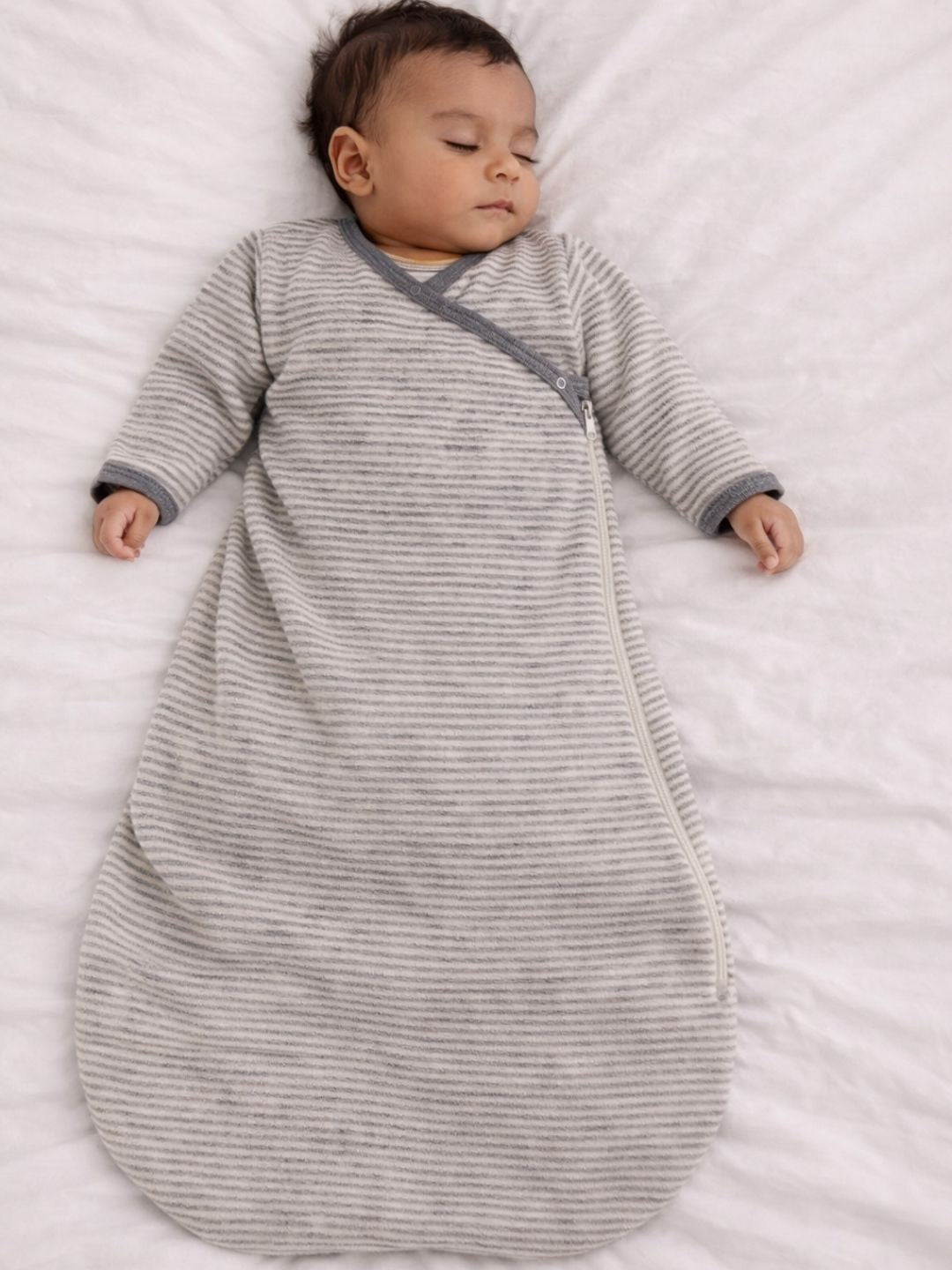 Lilano Baby Schlafsack Wollfrottee hellgrau geringelt – coucou natur