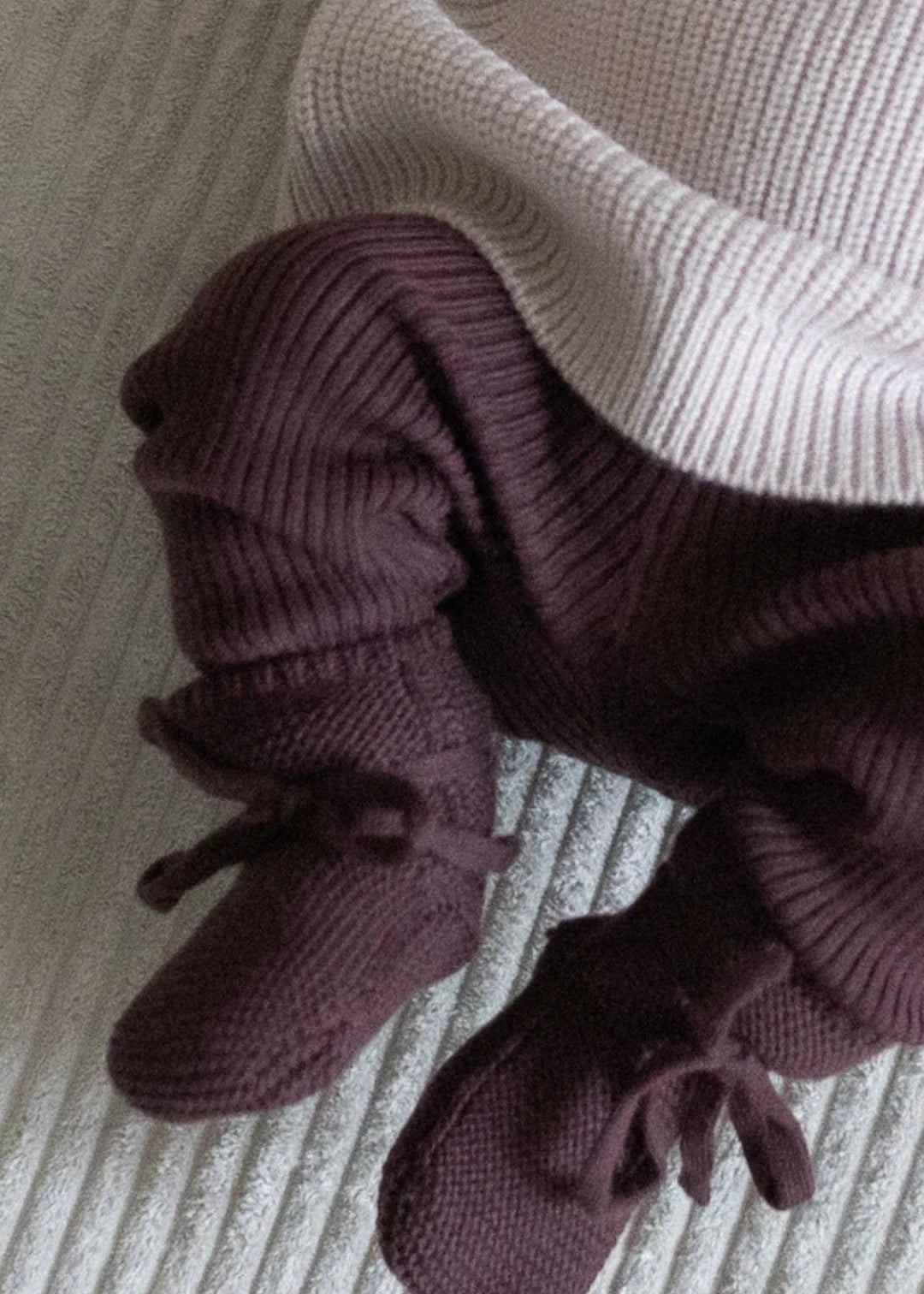 lilletoni-babyschuhe-bordeaux-mitwachsende-booties1.jpg