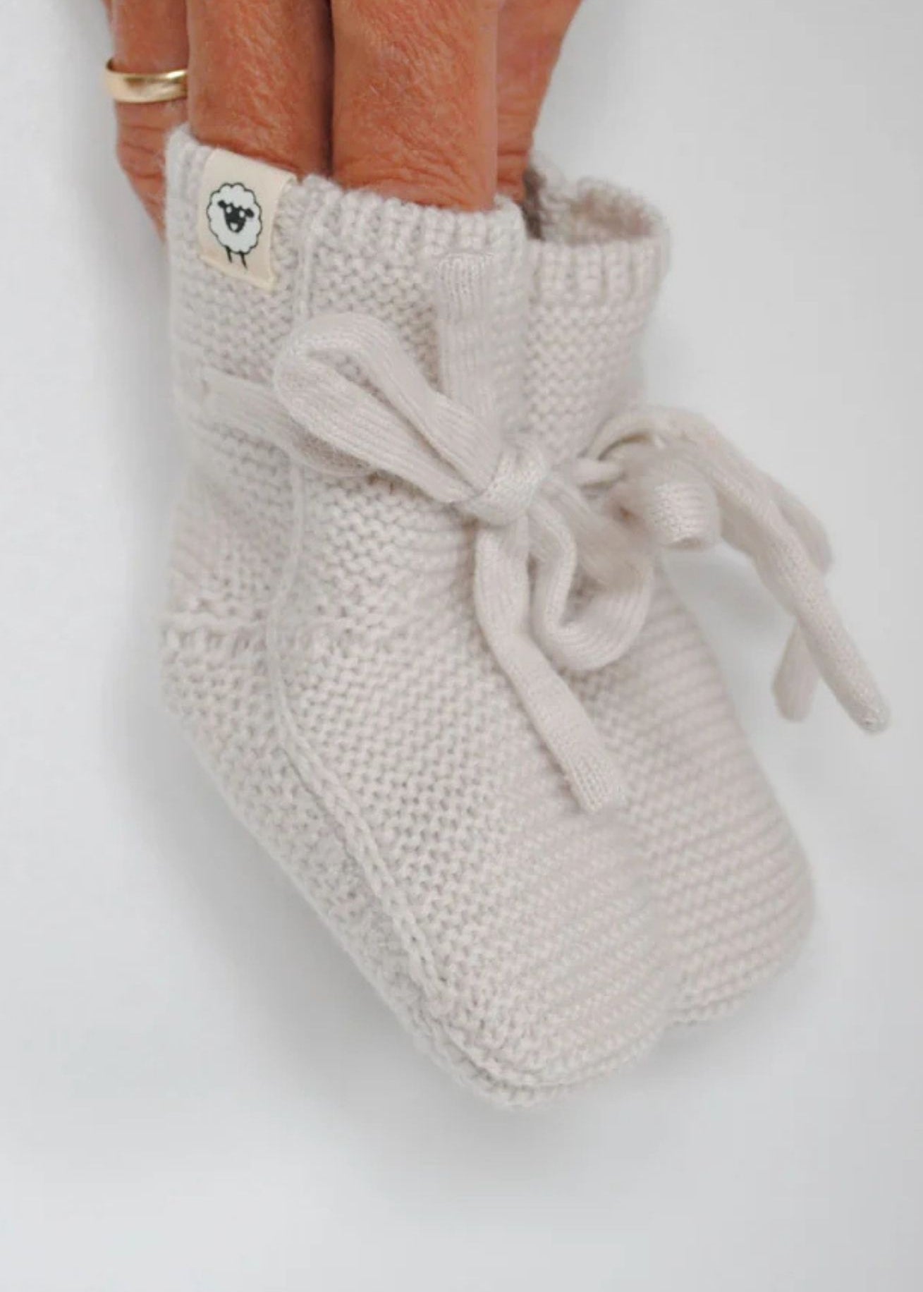 lilletoni-babyschuhe-merino-mitwachsend-creme1.jpg