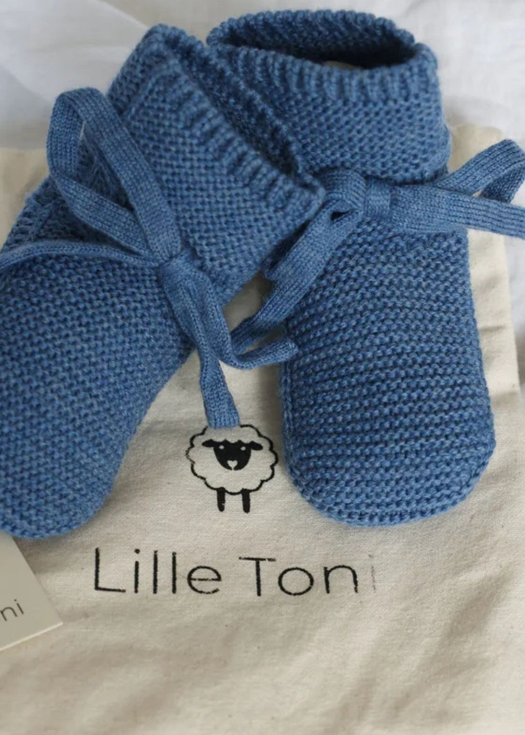 lilletoni-babyschuhe-merinowolle-blue2.jpg