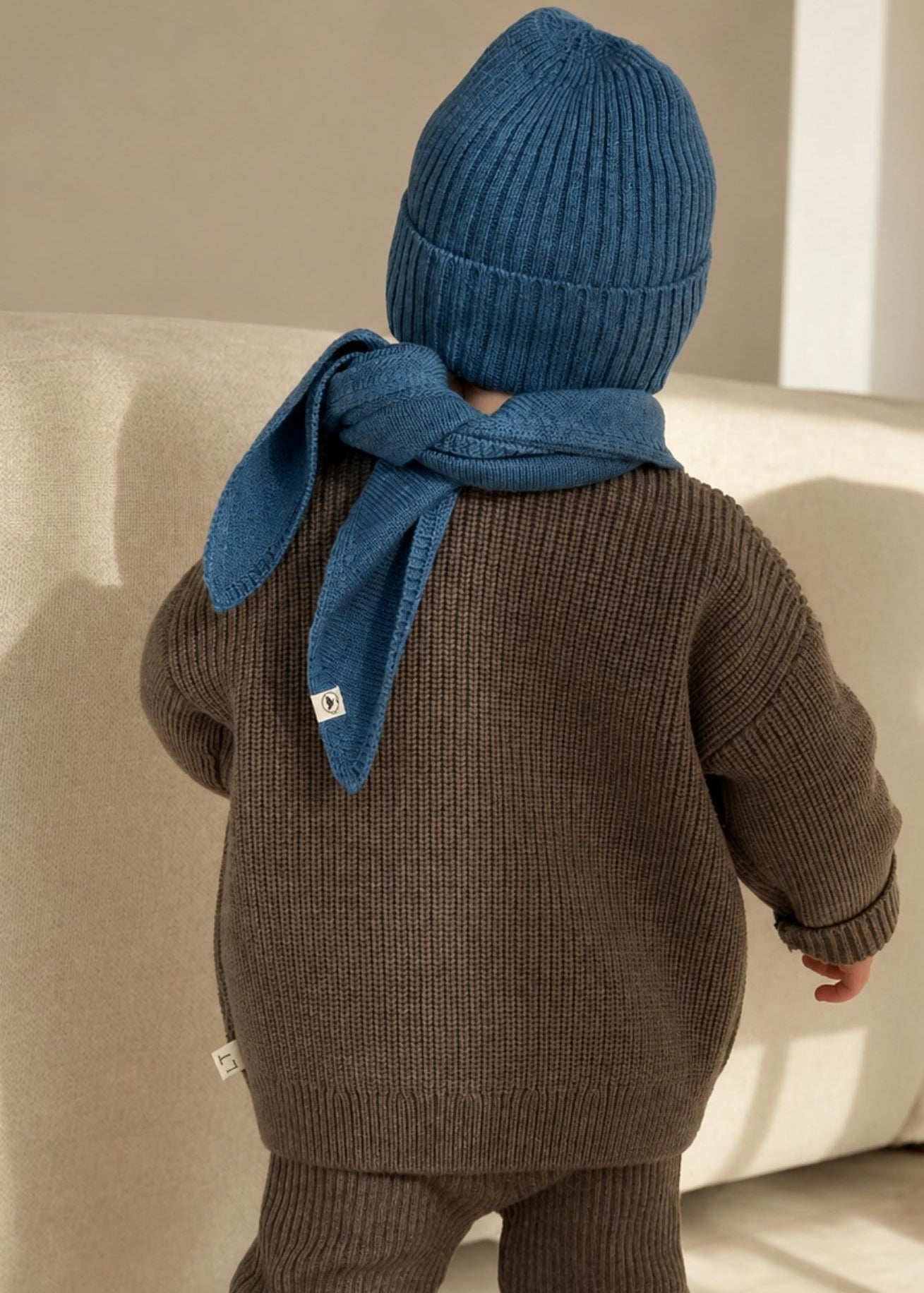 lilletoni-merino-beanie-muetze-blue-mitwachsende-muetze-coucounatur.jpg