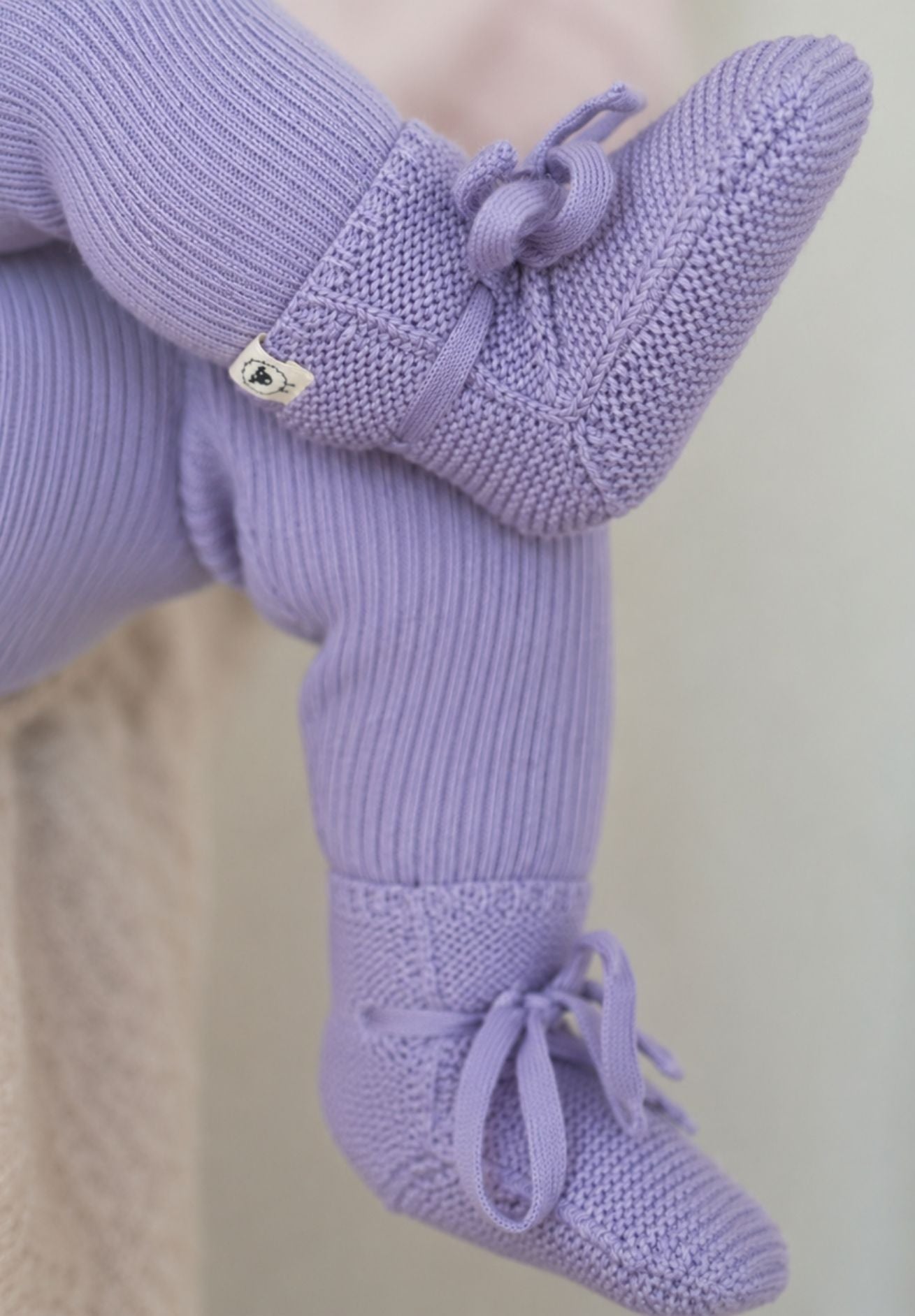 Lille Toni Merino Babyschuhe "Toni" in lavendel