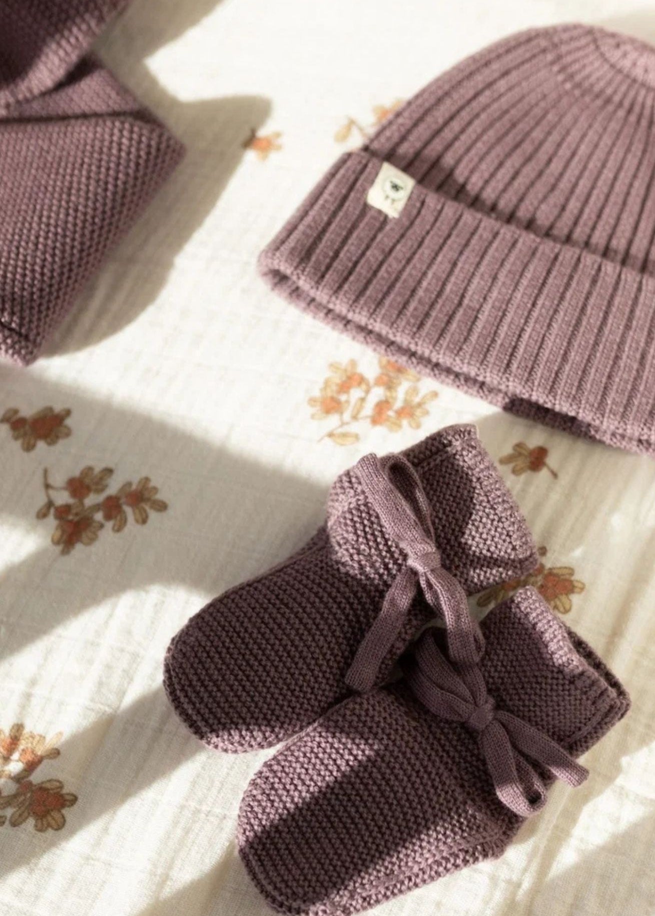 lilletonie-muetze-beanie-mauve-mitwachsend-coucounatur_60ed99c6-7ddd-44f1-b423-5d53efa572ed.jpg