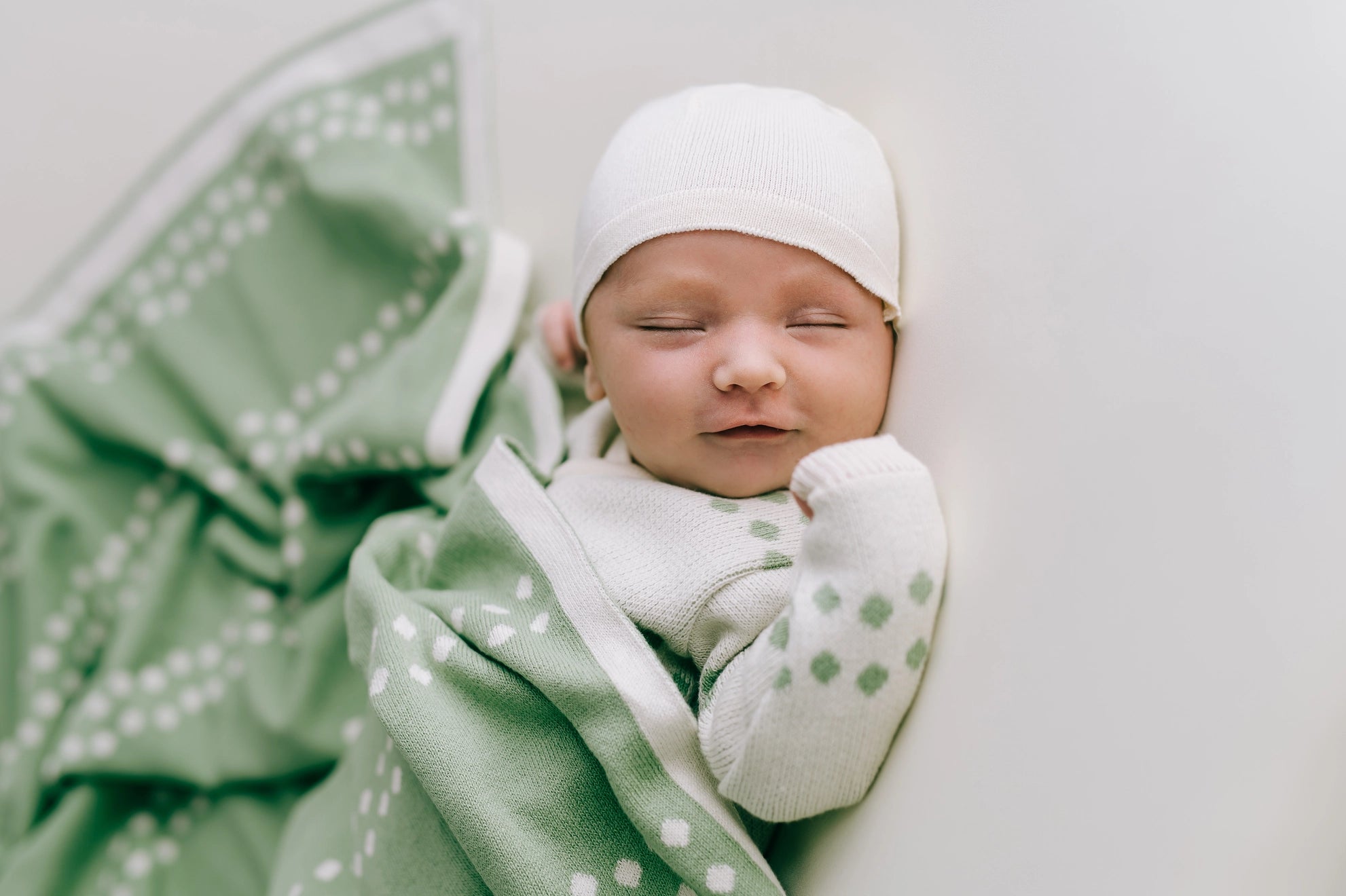 Micu Micu Newborn Strickset Biobaumwolle dots mint