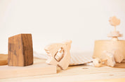 Natur Holzrassel Musch