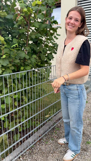 Alwero Erwachsenen Wollweste "TYB" sandbrown "heart"