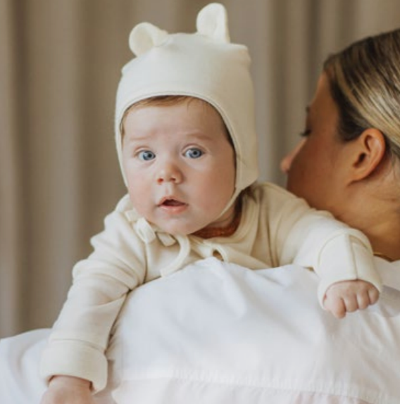 Wooly Organic Bio Baby Mütze aus Merinowolle mit Ohren versch. Farben